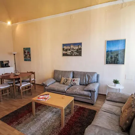 Roma By Interhome * פורטו ואלטרוואליה